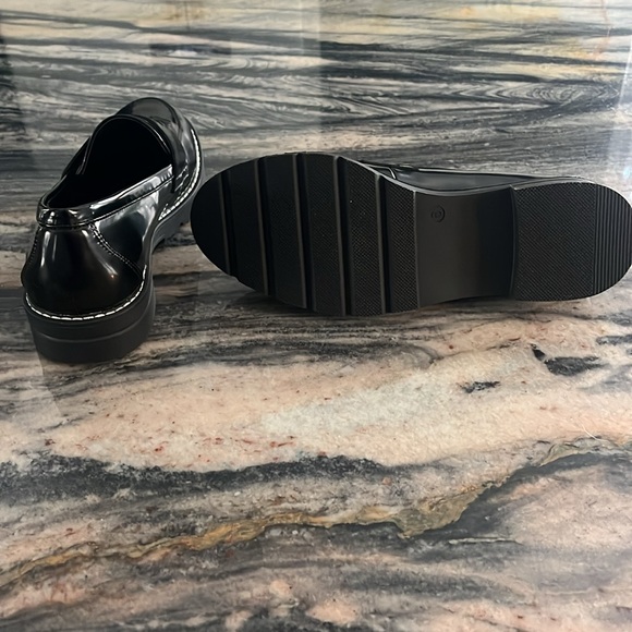 JustFab NWOT Black Penny Loafers - Picture 4 of 4